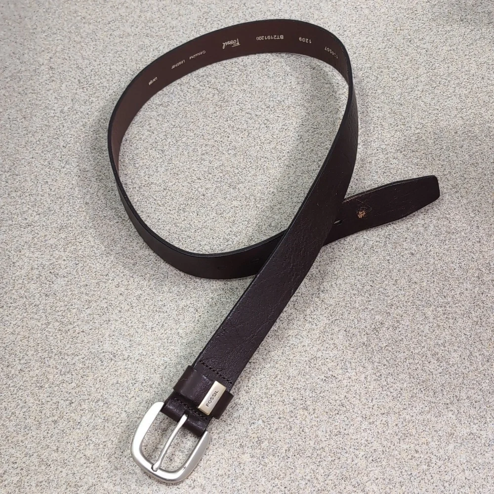 Fossil Brown Leather Belt, Size Men's Large